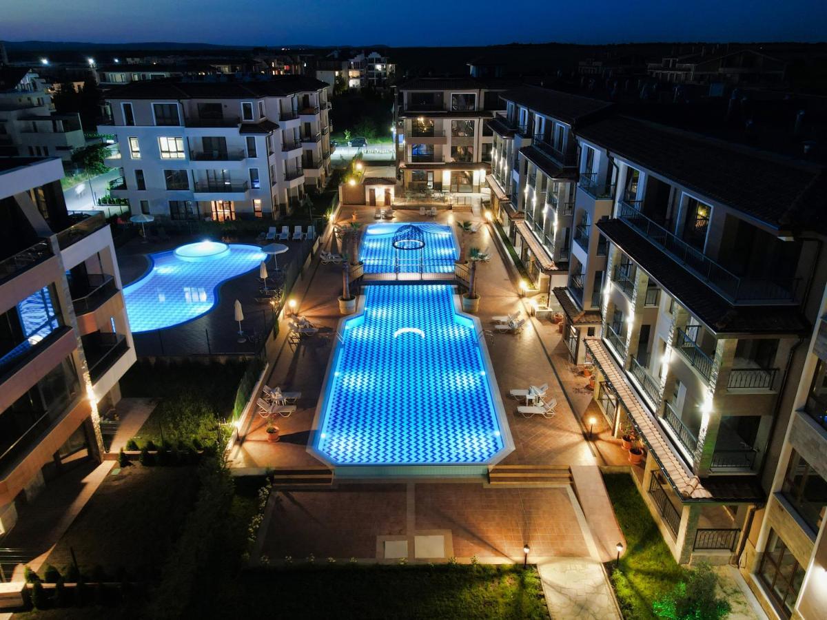 Burgas Beach Resort 2 Apartments Экстерьер фото