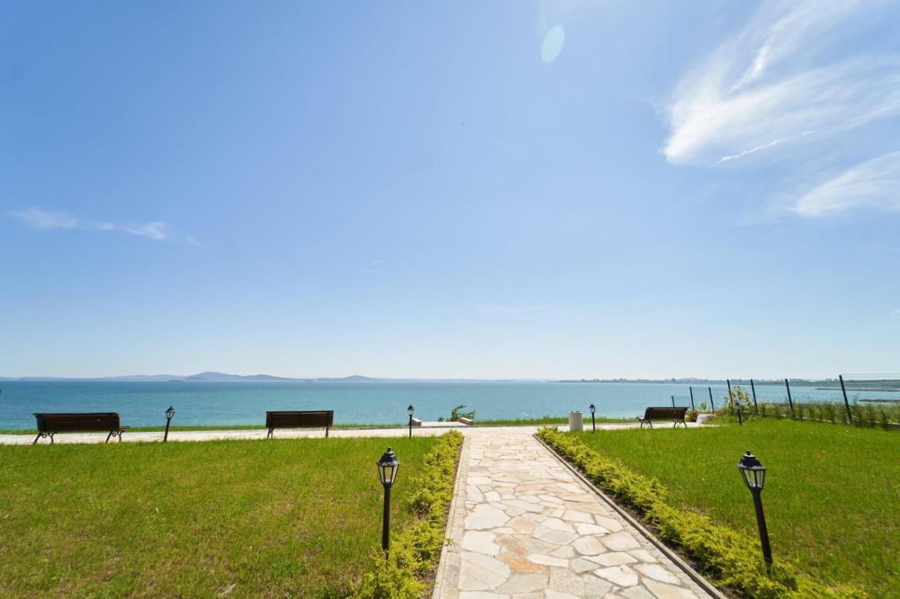 Burgas Beach Resort 2 Apartments Экстерьер фото