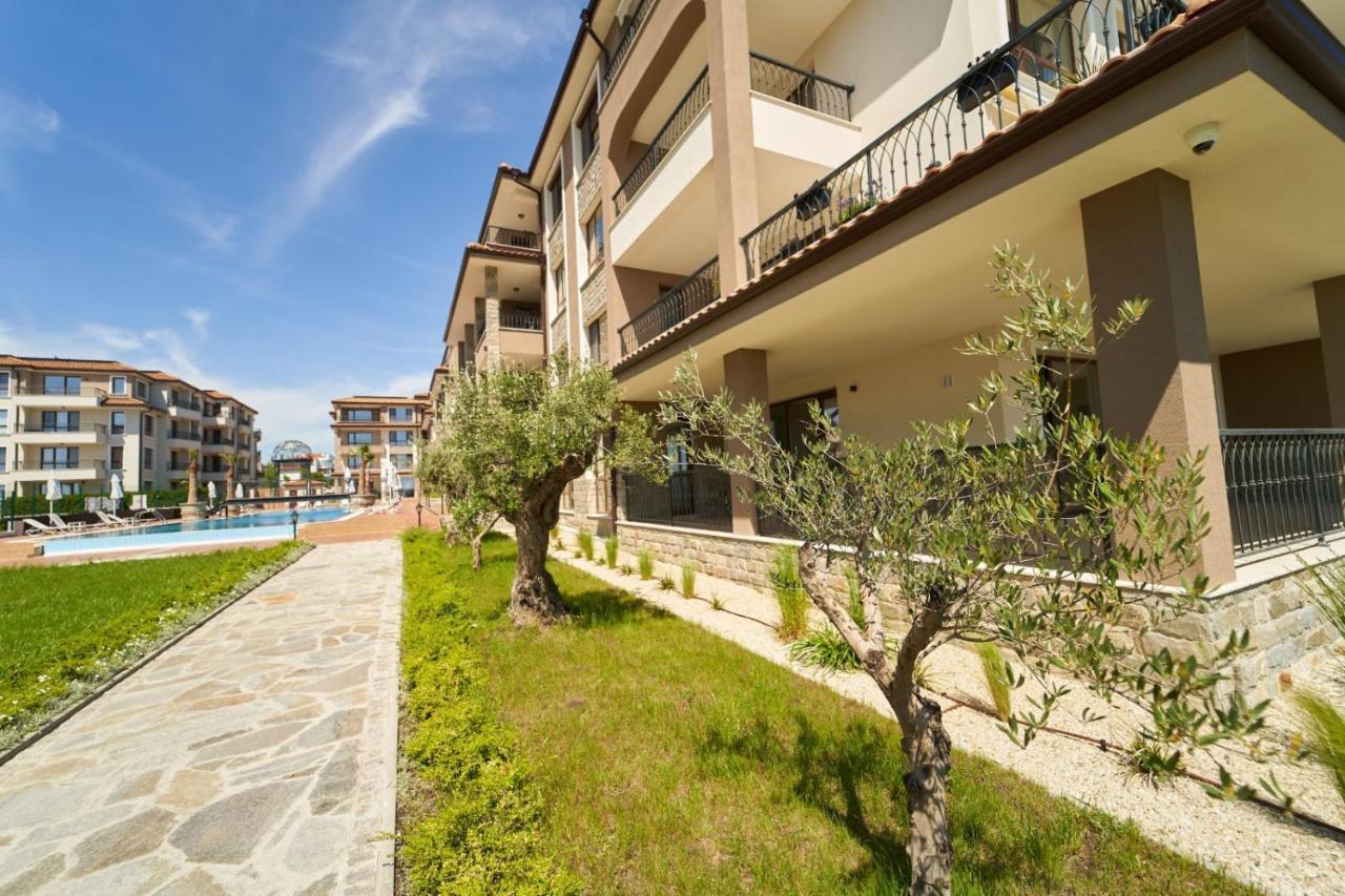 Burgas Beach Resort 2 Apartments Экстерьер фото